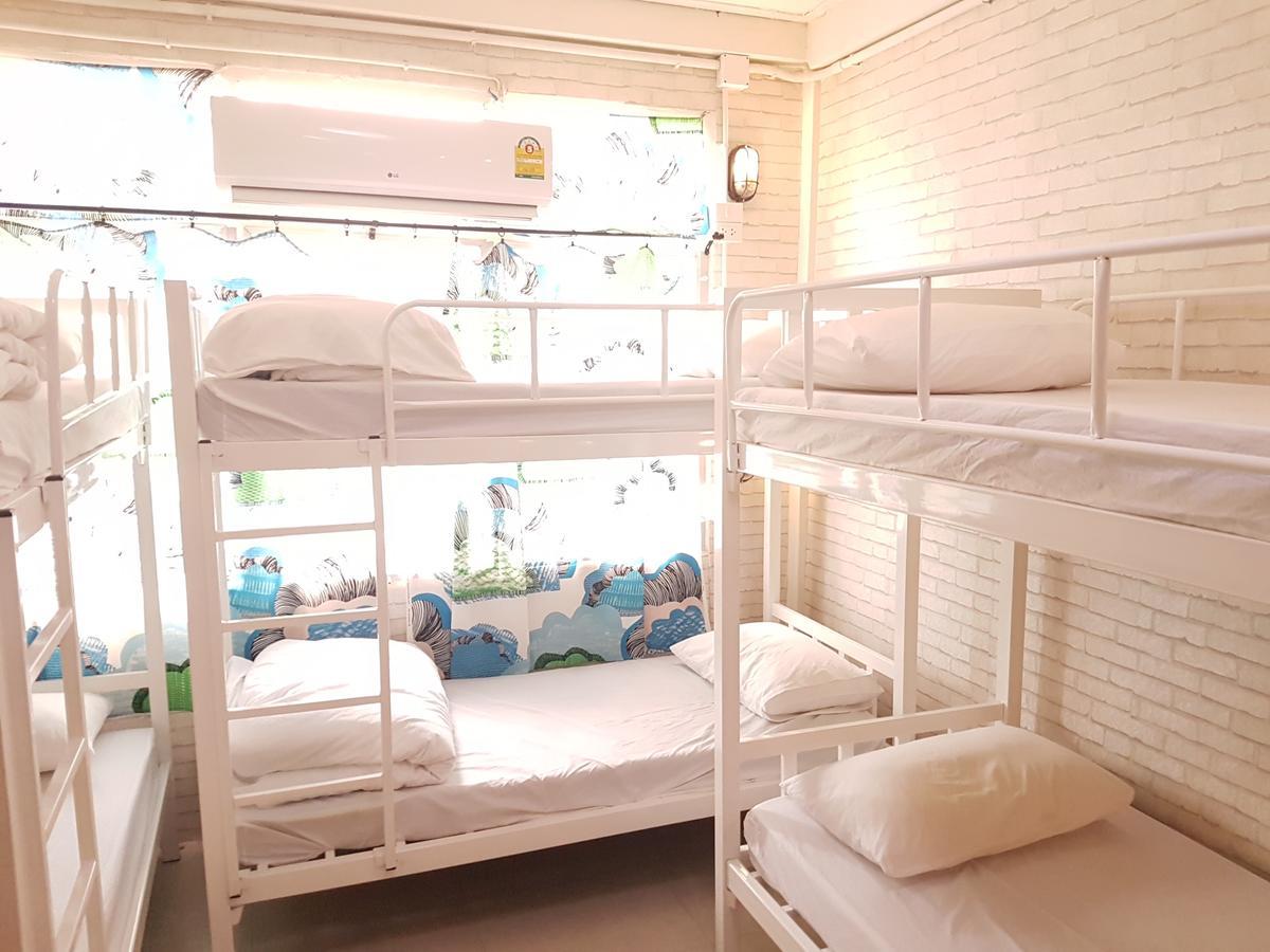 Mana Hostel กรุงเทพมหานคร ภายนอก รูปภาพ